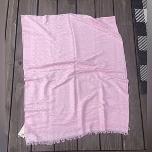 NWT Coach Cashmere and silk Scarf Shawl